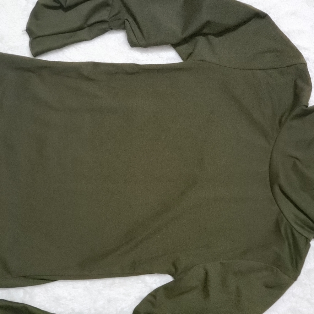 NWT 4/5 2pc. outfit (long sleeve shirt & camo skirt) - Picture 2 of 6